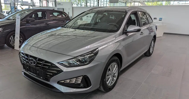 hyundai i30 Hyundai I30 cena 102500 przebieg: 4, rok produkcji 2024 z Wrocław